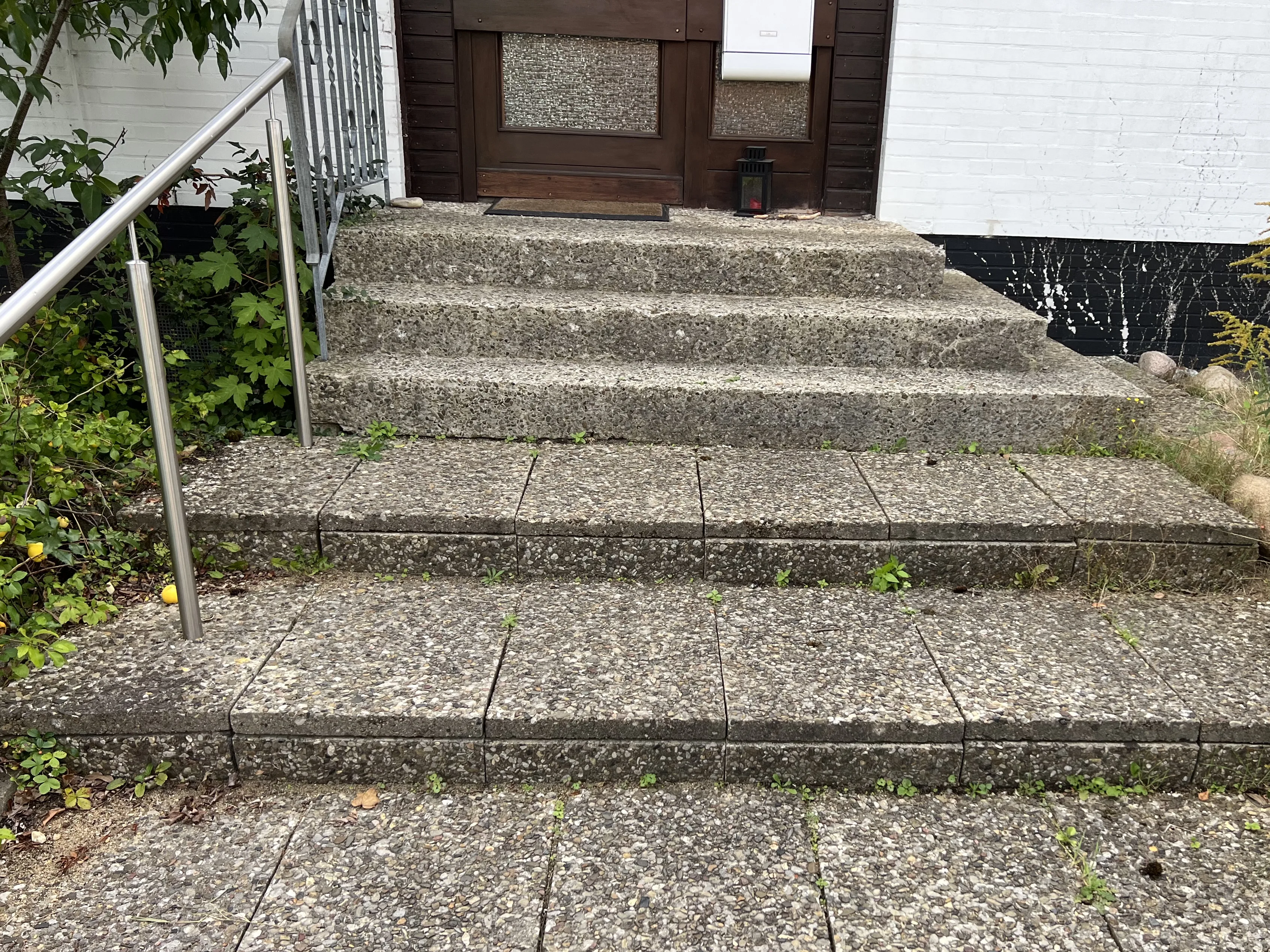 Neue Blockstufen-Treppe in Vögelsen